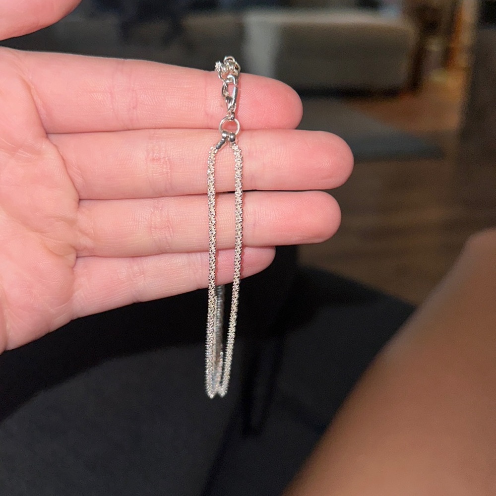 Anklet. Doesn’t fit me. From shein.